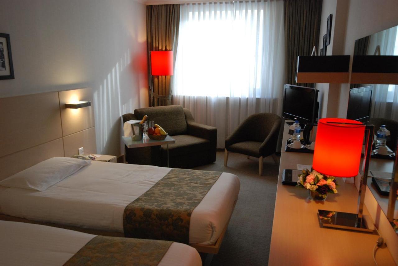 Eresin Hotels Taxim & Premier Istanboel Buitenkant foto