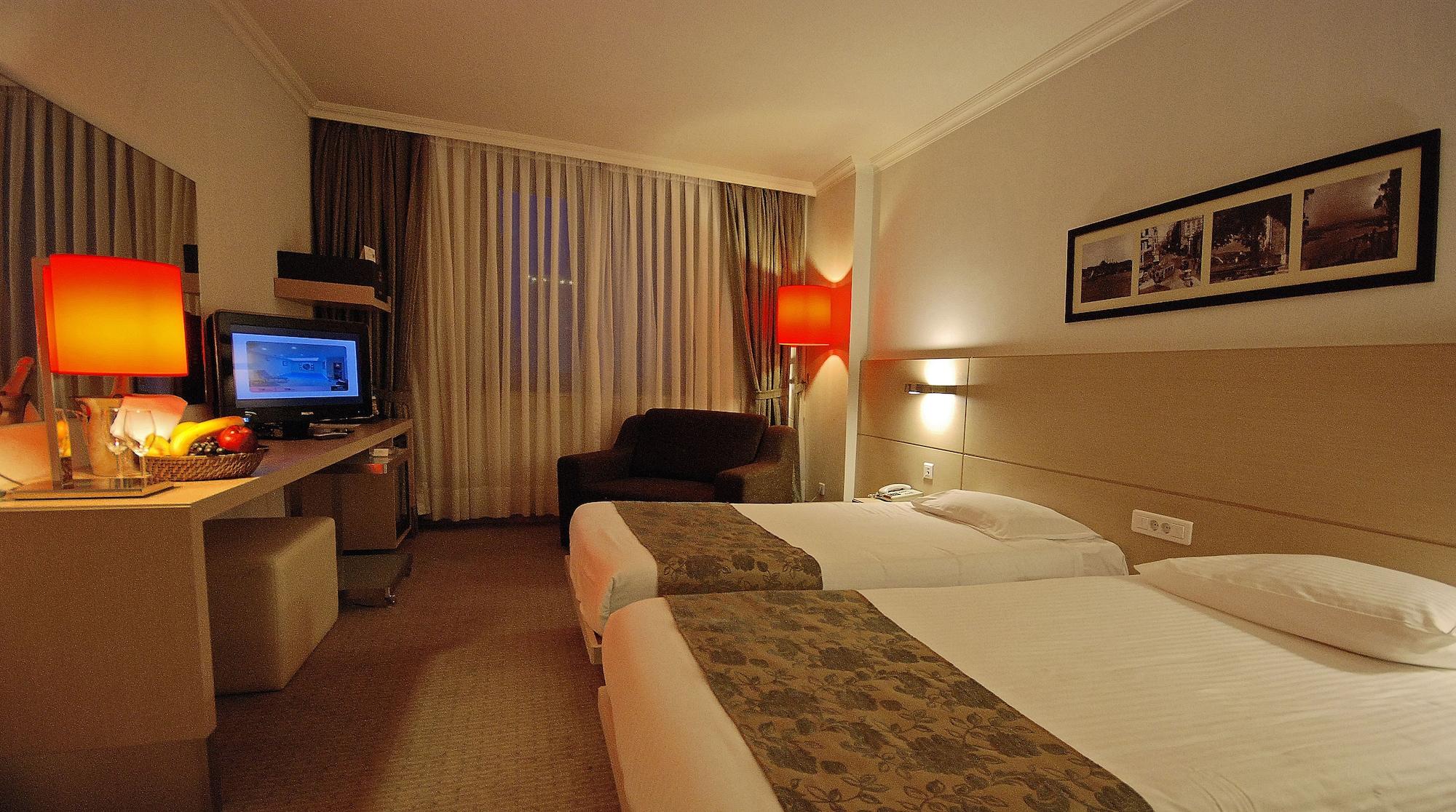 Eresin Hotels Taxim & Premier Istanboel Buitenkant foto
